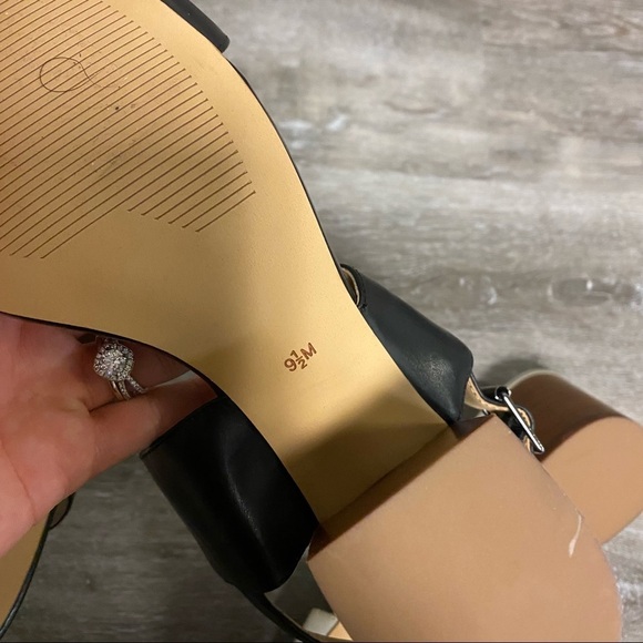 14th & Union | Meren Sandals Bundle of 2 Pairs 9.5 - Picture 8 of 10